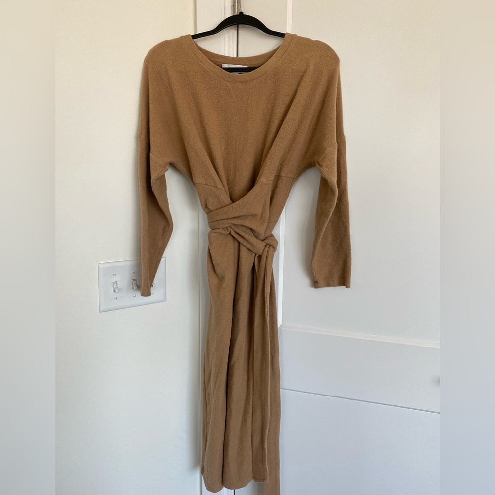 Amour Vert brown camel color wrap dress